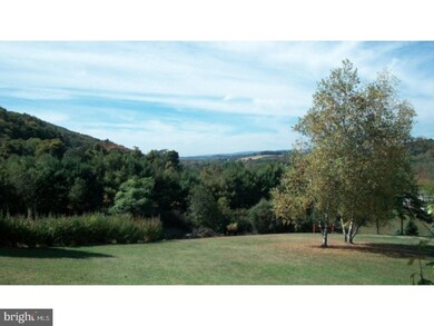 960 S Liberty St, Orwigsburg, PA 17961 - photo 4