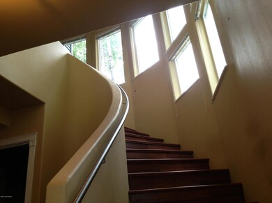 Sweeping Staircase
