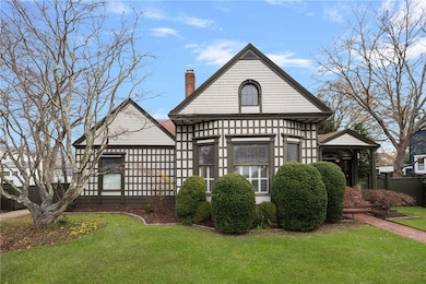 4 Hunter Ave, Newport, RI 02840 - photo 2