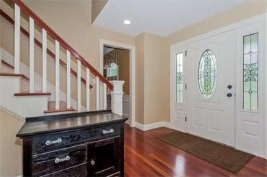 225 Edgewater Dr, Pembroke, MA 02359 - photo 4