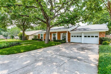 1717 Acorn Ln, Hurst, TX 76054 - photo 3