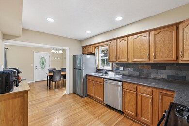 5213 Ewing Ave N, Minneapolis, MN 55429 - photo 4