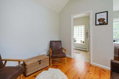 46 Elizabeth Taylor Ln, South Portland, ME 04106 - photo 7