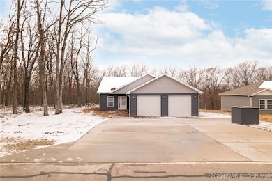 5844 Horseshoe Bend Pkwy, Village of Four Seasons, MO 65049 - photo 2