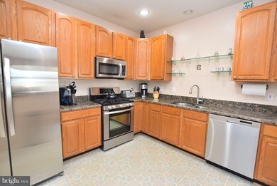 13729 Currant Loop, Gainesville, VA 20155 - photo 6