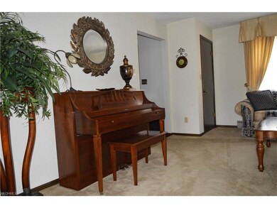 15336 Strader Rd, East Liverpool, OH 43920 - photo 7