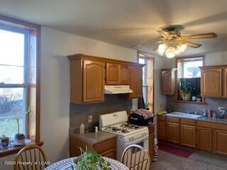 72 Oliver St, Wilkes Barre, PA 18705 - photo 6