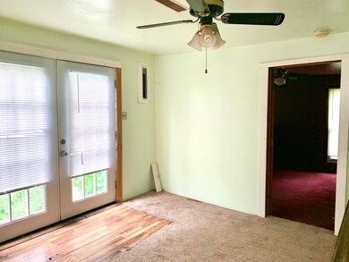 175 N Chestnut St, Andrews, IN 46702 - photo 4