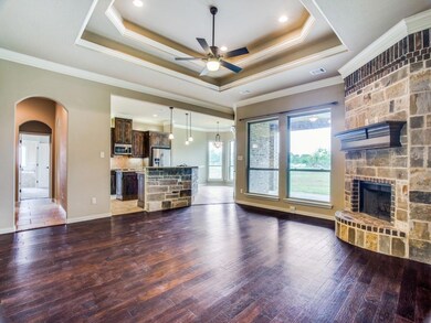 164 Mill Crossing Ln, Springtown, TX 76082 - photo 4