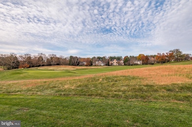 9475 Turnberry Dr, Potomac, MD 20854 - photo 3