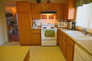 7 Kitchen2