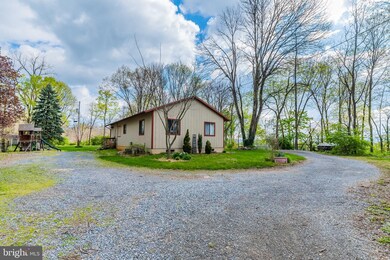 1084 Dianne Dr, Waynesboro, PA 17268 - photo 3