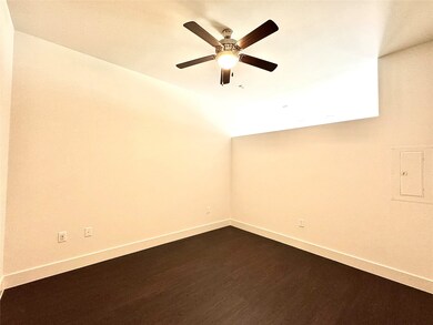 3120 Smith St unit 825, Houston, TX 77006 - photo 7