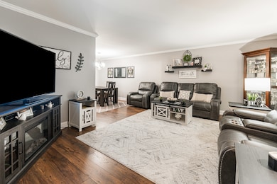 716 E Wilson Ave, Lombard, IL 60148 - photo 5