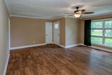 1221 Union St, Shelbyville, TN 37160 - photo 3