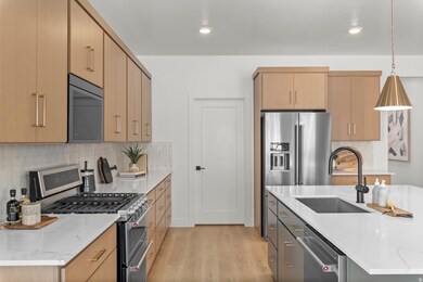 4419 N Braiken Ridge Dr unit 1129, Lehi, UT 84048 - photo 6