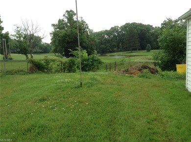 2323 Larchmont Dr, Wickliffe, OH 44092 - photo 5