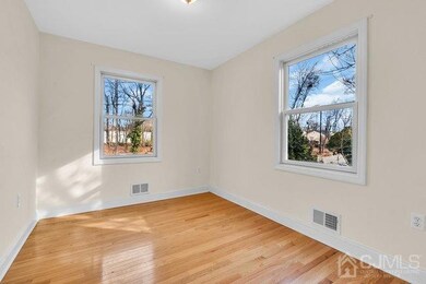 206 Lodi Ave, Metuchen, NJ 08840 - photo 6