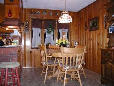 929 Berkshire Ave, Indian Orchard, MA 01151 - photo 5