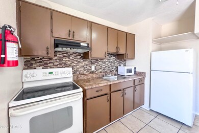 1757 E Harvard St unit 2, Phoenix, AZ 85006 - photo 3