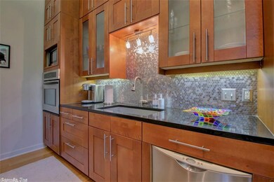 2423 Kavanaugh #2, Little Rock, AR 72205 - photo 6