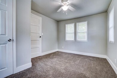 613 S 7th St, Rogers, AR 72756 - photo 7