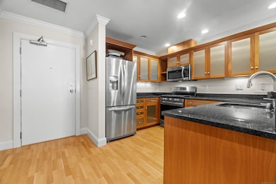 17 Water St unit A-10, Mystic, CT 06355 - photo 5