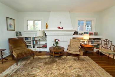 422 Glen Echo Cr LR2
