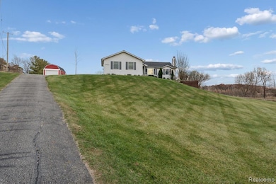 4121 Cedar Lake Rd, Howell, MI 48843 - photo 4