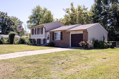 10005 Fairglen Dr, Cincinnati, OH 45251 - photo 5