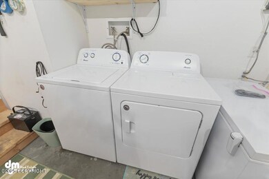 27-LAUNDRY_ESPC_IMG_1-2107