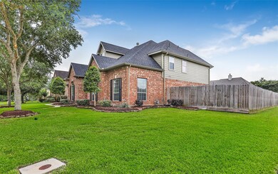 2000 Sparrow Cir, Friendswood, TX 77546 - photo 4