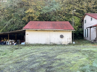 39688 Row River Rd, Dorena, OR 97434 - photo 4