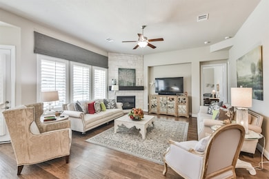 25314 Hollowgate Park Ln, Tomball, TX 77375 - photo 5