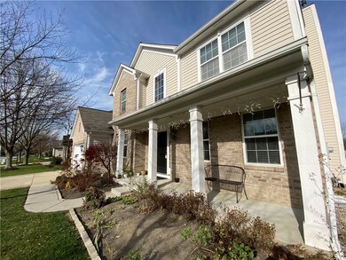 11902 Castlestone Dr, Fishers, IN 46037 - photo 3