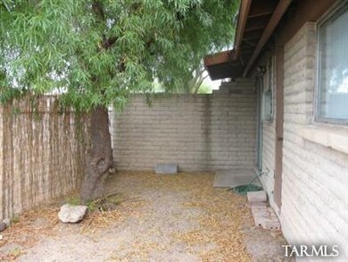 1143 E Water St, Tucson, AZ 85719 - photo 3