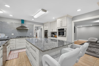 2S365 Milton Ave, Glen Ellyn, IL 60137 - photo 5