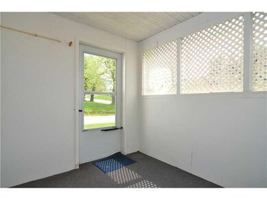 Entry/Foyer. Great entrance!
