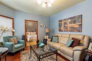105 Elm-26