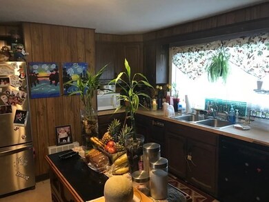 54 Cohasset St, Worcester, MA 01604 - photo 2