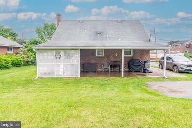 420 S 24th St, Allentown, PA 18104 - photo 5