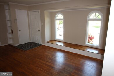 6724 Swarthmore Dr, Alexandria, VA 22307 - photo 4