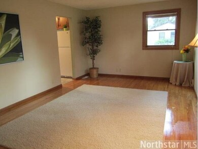 8925 Emerson Ave S, Bloomington, MN 55420 - photo 4