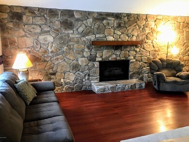 Jason Dr Ry Mt., Jones - Pic 8