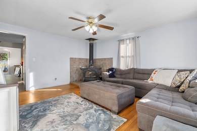 68 Dominican Rd, Branford, CT 06405 - photo 3