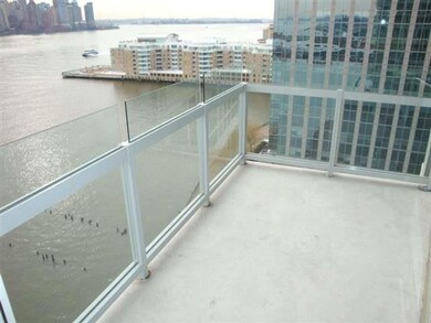 Crystal Point unit C2203, Jersey City, NJ 07302 - photo 7