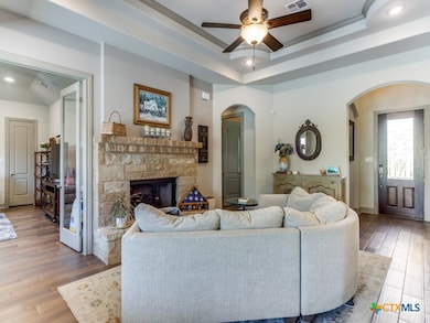 121 Pond View, Spring Branch, TX 78070 - photo 3