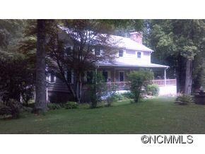 Large Decks Overlooking Yard