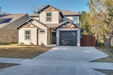 1013 Murphy St, Gainesville, TX 76240 - photo 2