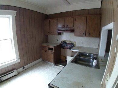 84 River St, Rutland, VT 05701 - photo 2